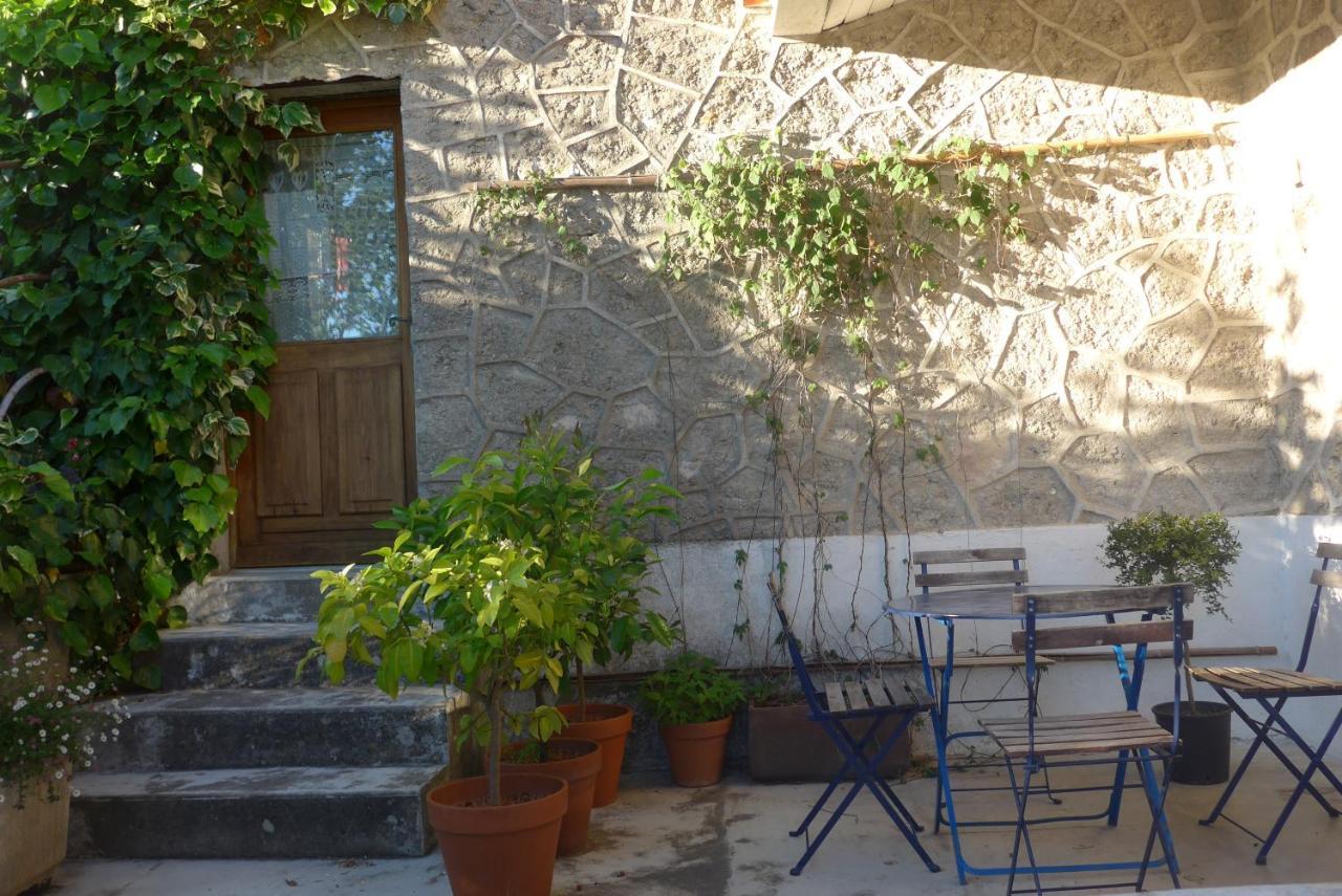 La Colline Bleue Bed & Breakfast Banne Eksteriør bilde